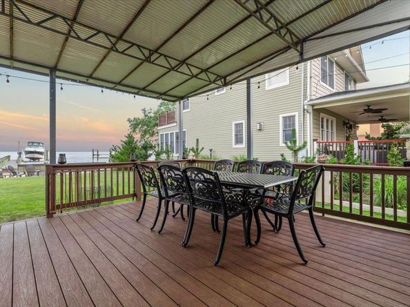 73 E Beach Promenade, Lindenhurst NY 11757