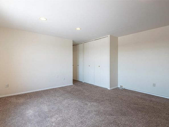 12 Bond Street 7A, Great Neck NY 11021