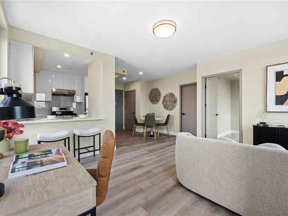 163-07 72nd Ave 5F, Fresh Meadows NY 11365