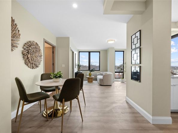 163-07 72nd Ave 5F, Fresh Meadows NY 11365