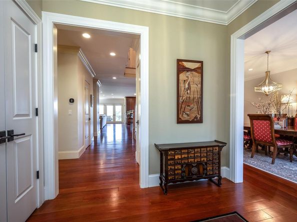 24 Country Club Lane, Briarcliff Manor NY 10510