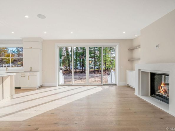 4 Blackwell Court, Nesconset NY 11767