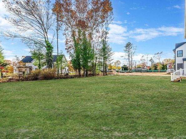 4 Blackwell Court, Nesconset NY 11767