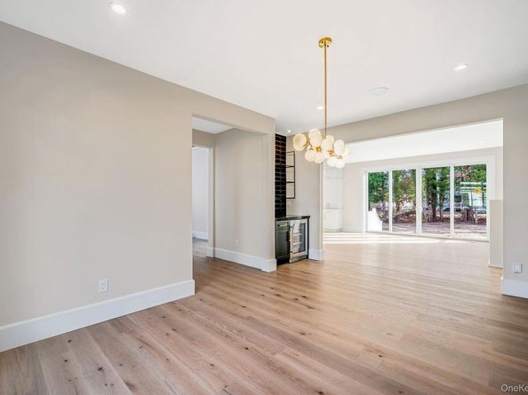 4 Blackwell Court, Nesconset NY 11767