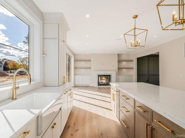 4 Blackwell Court, Nesconset NY 11767