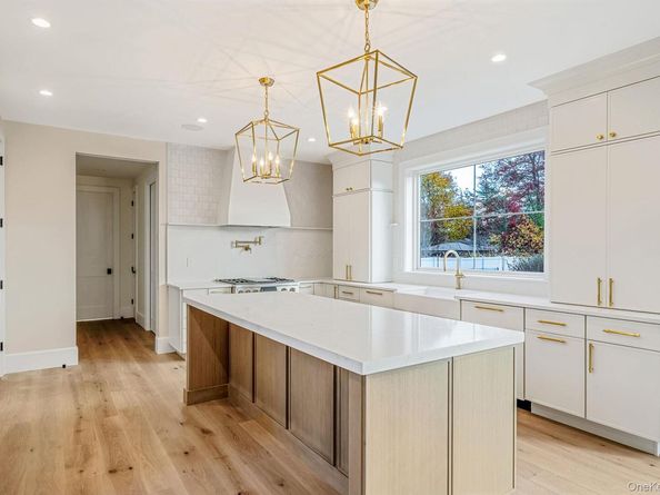 4 Blackwell Court, Nesconset NY 11767