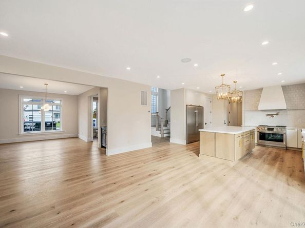 4 Blackwell Court, Nesconset NY 11767