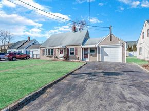 268 Fairfield Avenue, Carle Place NY 11514