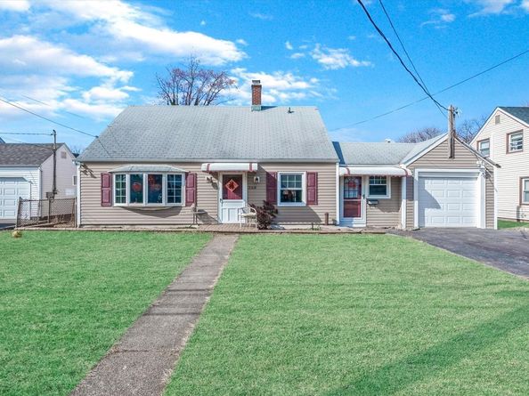 268 Fairfield Avenue, Carle Place NY 11514