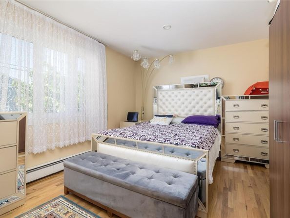 1 Varney Avenue, Huntington Station NY 11746