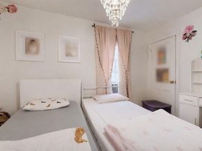 9134 121st Street, Richmond Hill NY 11418