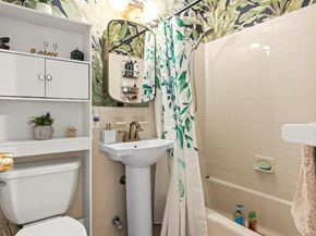 5 Birchwood Court 3N, Mineola NY 11501