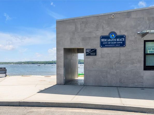 100 Garvies Point Road 1238, Glen Cove NY 11542
