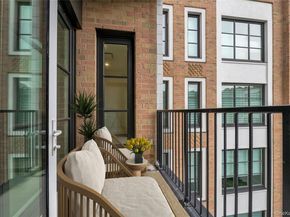 100 Garvies Point Road 1238, Glen Cove NY 11542