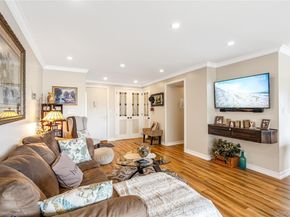 17-85 215th Street 4M, Bayside NY 11360