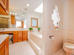 991 W Park Avenue, Long Beach NY 11561