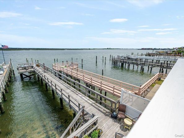 991 W Park Avenue, Long Beach NY 11561