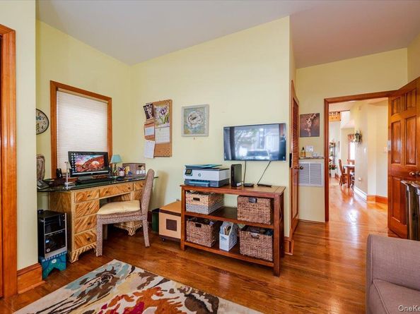 991 W Park Avenue, Long Beach NY 11561