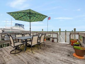991 W Park Avenue, Long Beach NY 11561