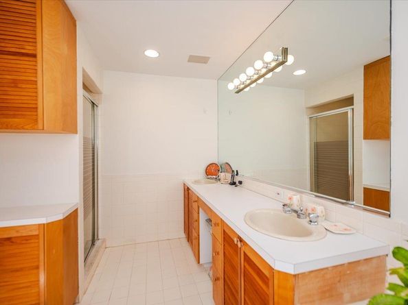 991 W Park Avenue, Long Beach NY 11561