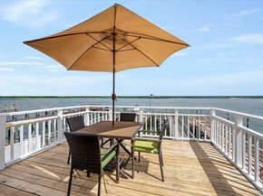 991 W Park Avenue, Long Beach NY 11561