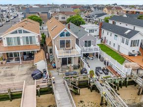 991 W Park Avenue, Long Beach NY 11561