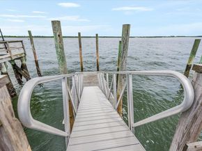 991 W Park Avenue, Long Beach NY 11561