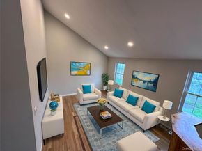 19 Leaf Avenue, Central Islip NY 11722