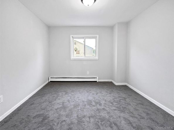 19 Leaf Avenue, Central Islip NY 11722