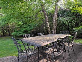 19 Holiday Pond Road, Jericho NY 11753