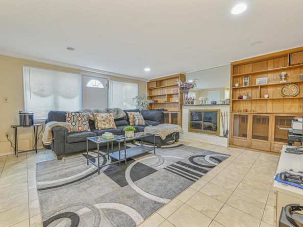 216 Birch Drive, New Hyde Park NY 11040
