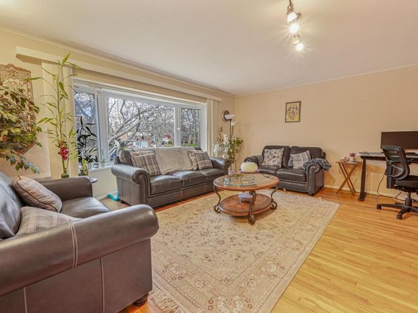 216 Birch Drive, New Hyde Park NY 11040