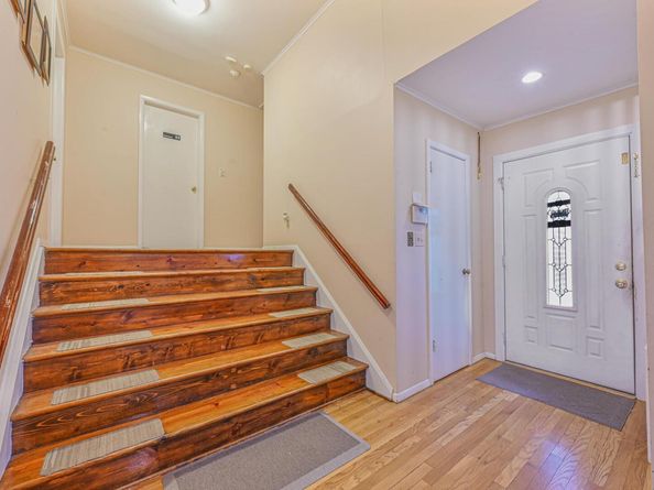216 Birch Drive, New Hyde Park NY 11040