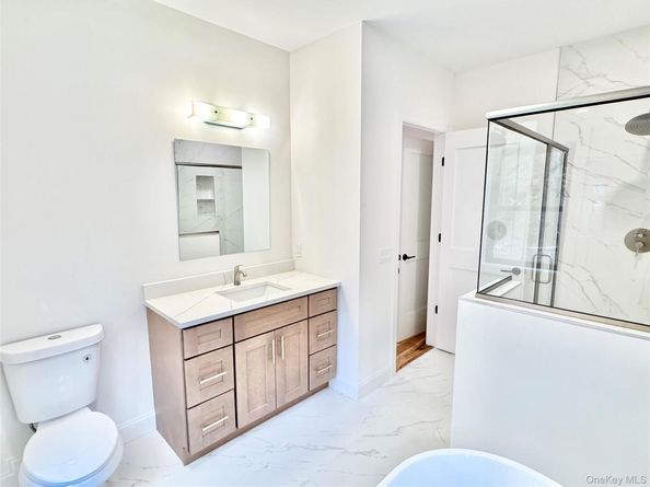 122 Dayton Avenue, Manorville NY 11949