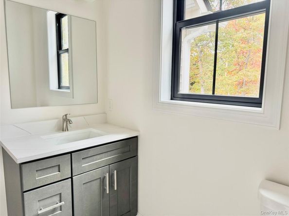 122 Dayton Avenue, Manorville NY 11949