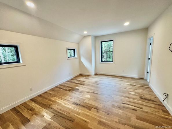 122 Dayton Avenue, Manorville NY 11949