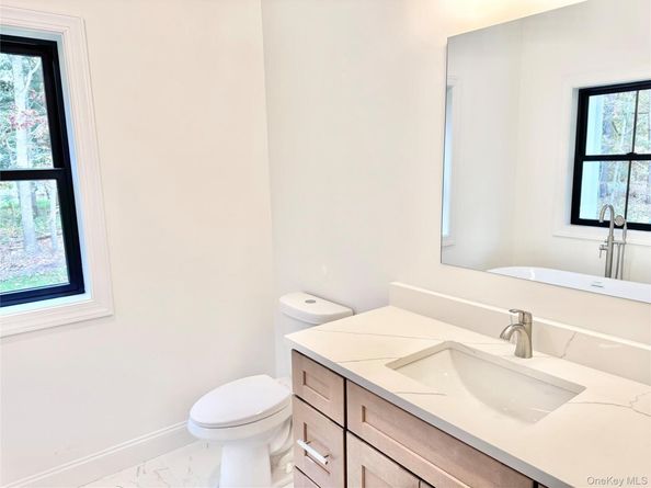 122 Dayton Avenue, Manorville NY 11949