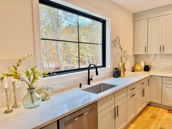 122 Dayton Avenue, Manorville NY 11949