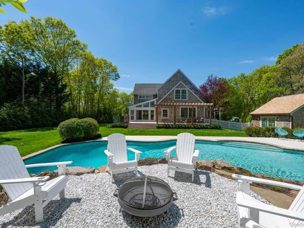 20 Cove Neck Lane, Southampton NY 11968