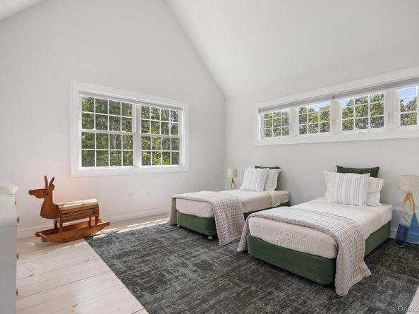 20 Cove Neck Lane, Southampton NY 11968