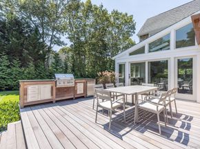20 Cove Neck Lane, Southampton NY 11968