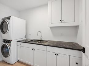 20 Cove Neck Lane, Southampton NY 11968