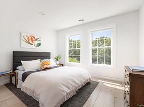 20 Cove Neck Lane, Southampton NY 11968