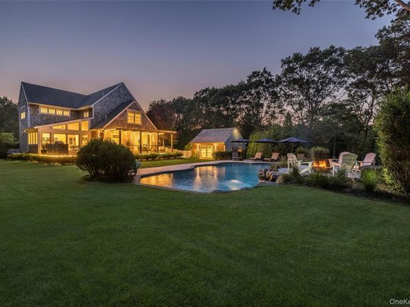 20 Cove Neck Lane, Southampton NY 11968