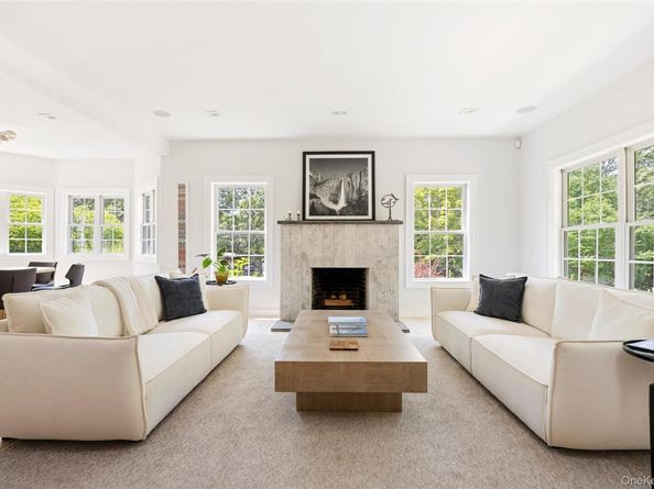 20 Cove Neck Lane, Southampton NY 11968