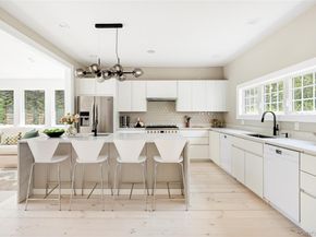 20 Cove Neck Lane, Southampton NY 11968