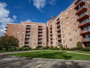 1 Lakeview Drive LL5, Peekskill NY 10566