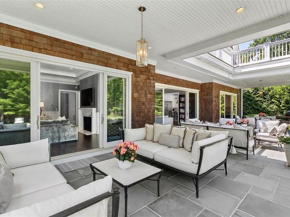 471 Middle Line Highway, Sag Harbor NY 11963