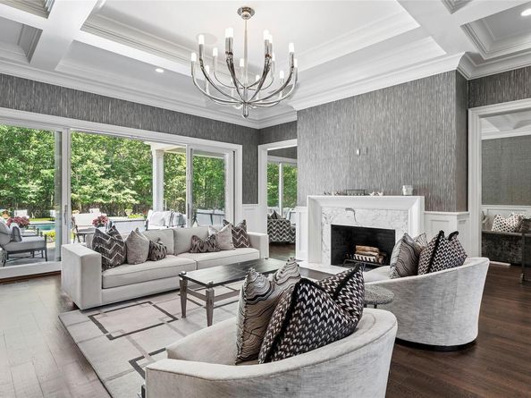 471 Middle Line Highway, Sag Harbor NY 11963