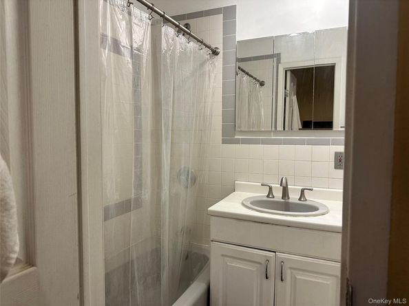 2201 Palmer Avenue 2F, New Rochelle NY 10801